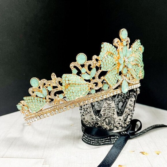 Lime Green Crown, Royal Princess Tiara, Gold Gemstone Crown, Quinceanera Tiara - Picture 5 of 10